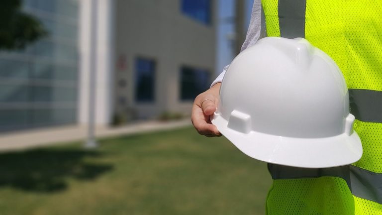 Roofing Construction Safety Tips For Business Owners