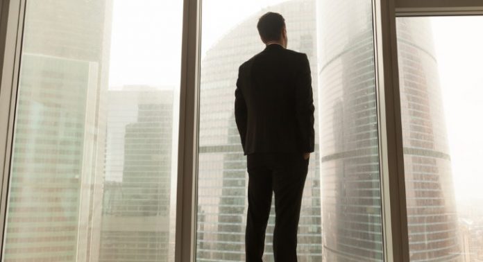  How to become a CEO?  Three career paths

