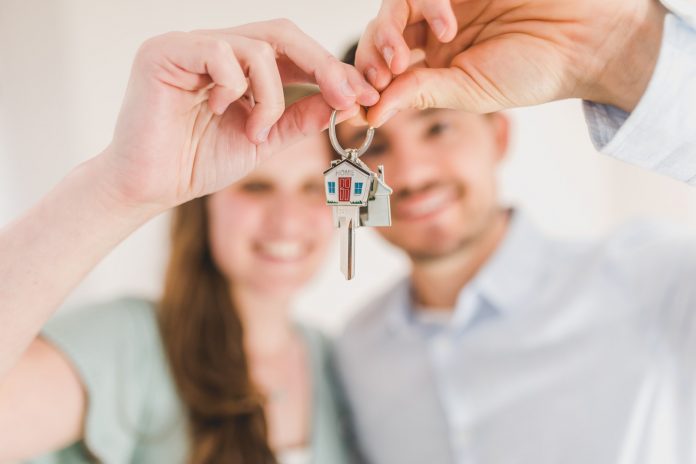 millennials buying homes and holding keys