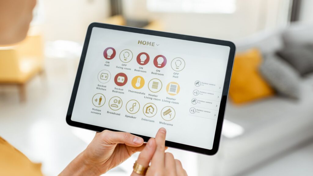 Bonus Decoradtech Tips for a Personalized Smart Home